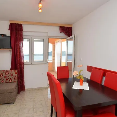 In With Sea View, Terrace, Air Conditioning, Wifi 5080-3 Apartman